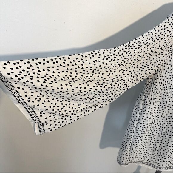 Max Studio Women’s Cream & Black Polka Dot Hearts Long Sleeved Pleated Top SZ L - Picture 6 of 13